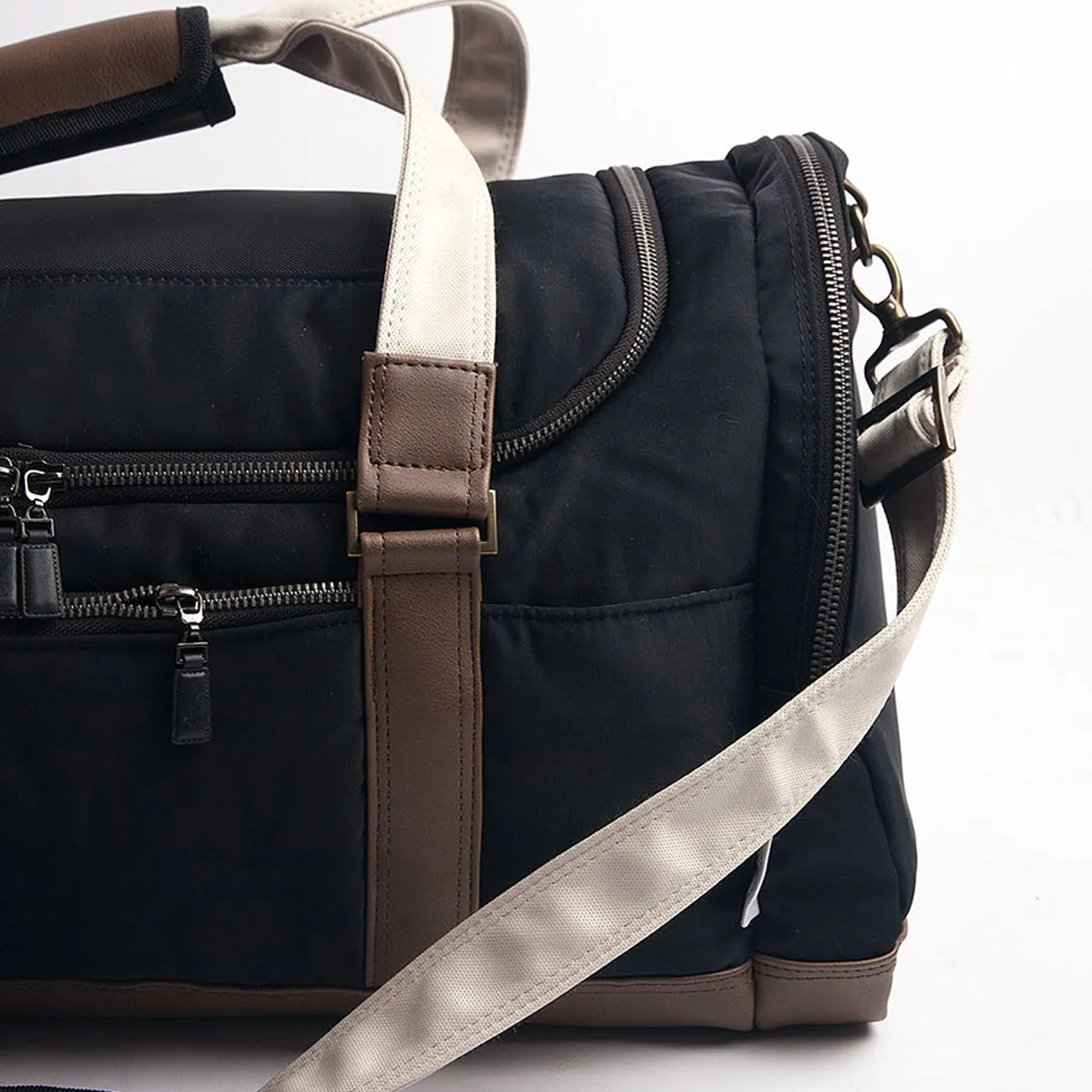 Dog Travel Carrier: Black