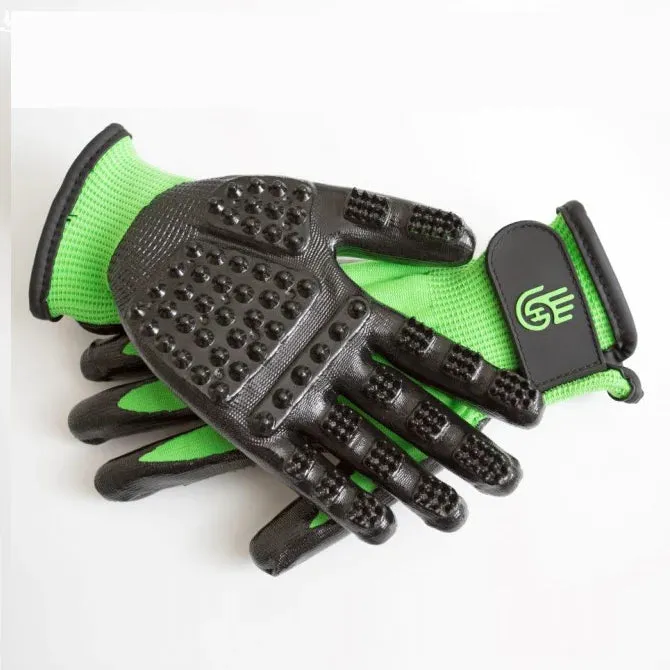 HANDS ON GROOMING GLOVES